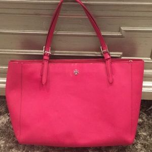 Tory Burch tote.